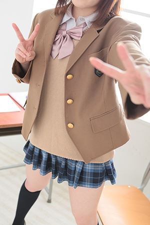 大城 まほ