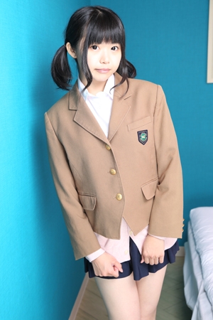 水野 ゆりな
