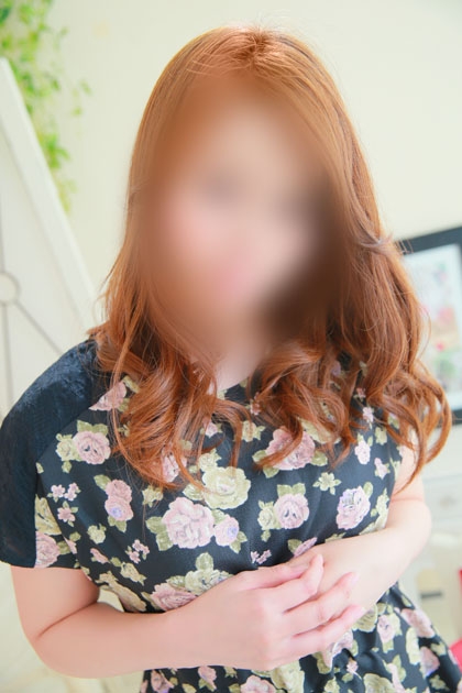 石井 菜穂