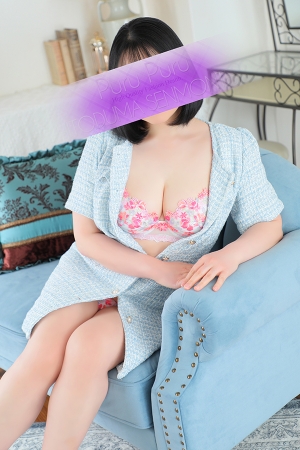 �y��@������